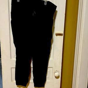 Lululemon dance studio joggers